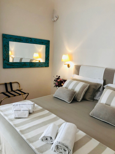 Bedroom 2, Giardini Calce Luxury Rooms, Salerno