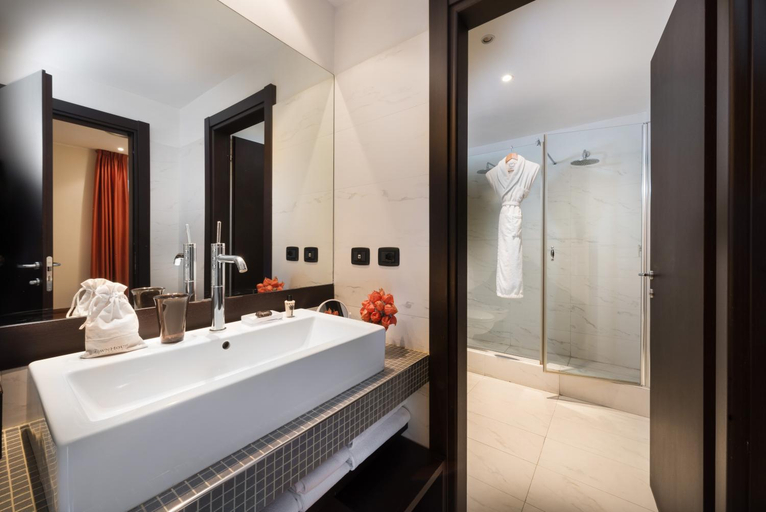 Bathroom 4, TownHouse 70, Torino