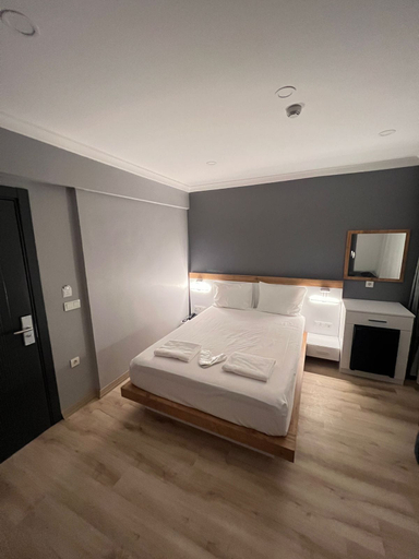 Bedroom 4, SERENITY SUIT HOTEL BAKIRKÖY, Bakırköy