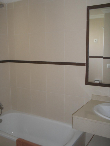 Bathroom 4, Playa Limones Bungalows, Las Palmas
