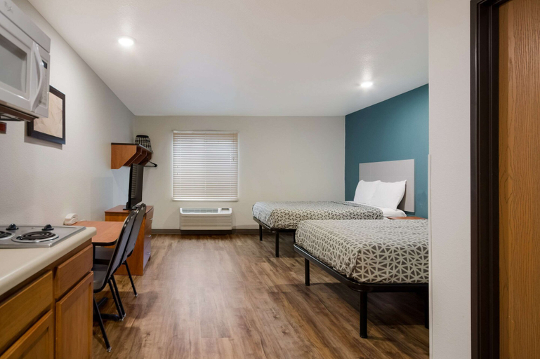 Bedroom 3, WoodSpring Suites Johnson City, Washington