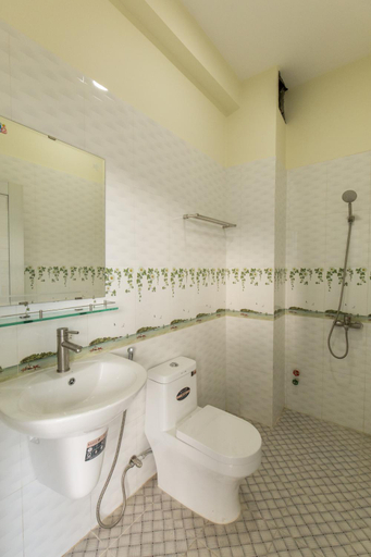 Bathroom 5, Binh Minh Hotel, Vũng Tàu