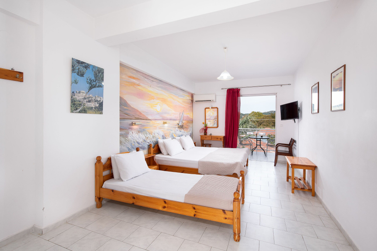 Bedroom 4, Zoe Seaside, Central Greece