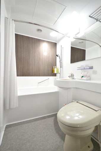 Bathroom 4