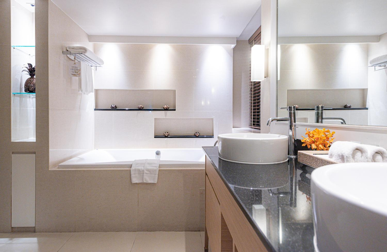 Bathroom 24