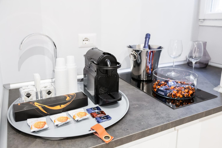 Food & Drinks, Opera Private Suites by Premium Suites Collection, Rome