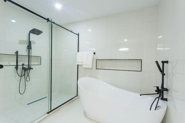 Bathroom 5, De Signature Tower Hotel & Suites, IbadanNorth-West