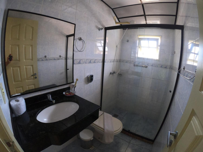 Bathroom 5, Pousada Portal do Mar, Cabo Frio