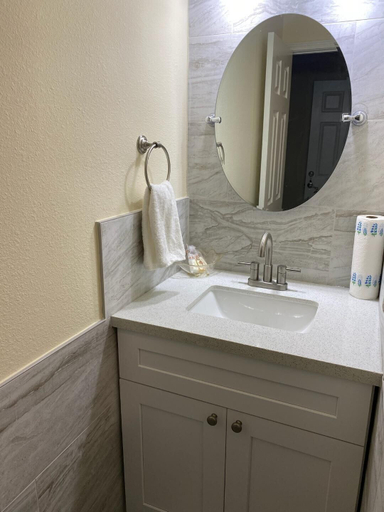 Bathroom 3, Wiley House Bed and Breakfast, Houston