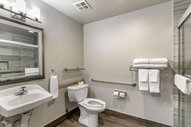 Bathroom 2