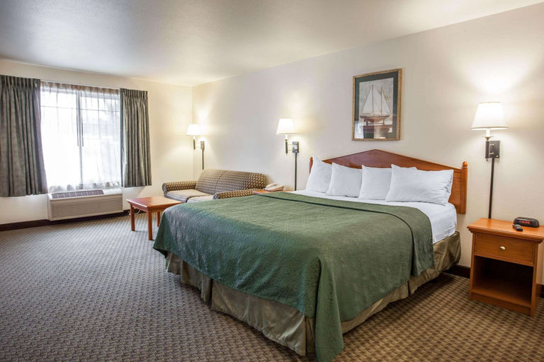 Bedroom 3, Quality Inn & Suites Federal Way - Seattle, King