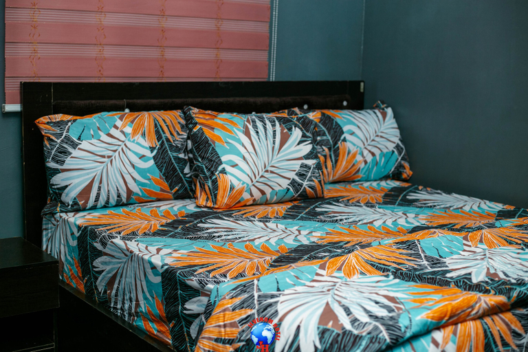 Bedroom, Jevenom Hotel, Shagamu