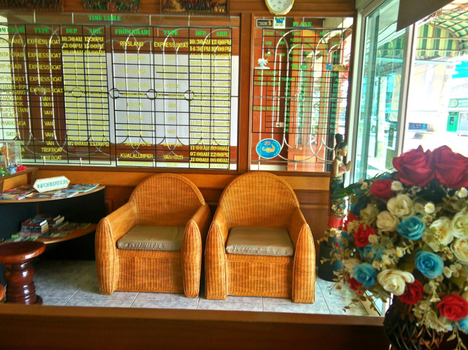 Public Area 2, Thepparat Lodge Hotel, Mueang Krabi