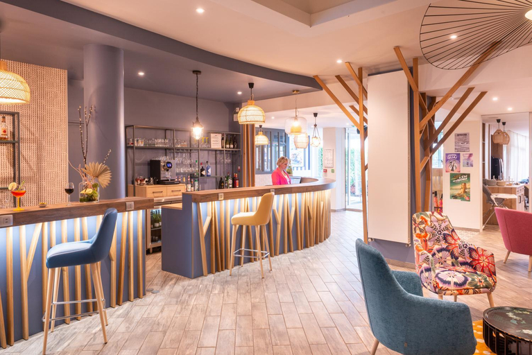 Public Area 2, Hotel de la Plage, Seine-Maritime