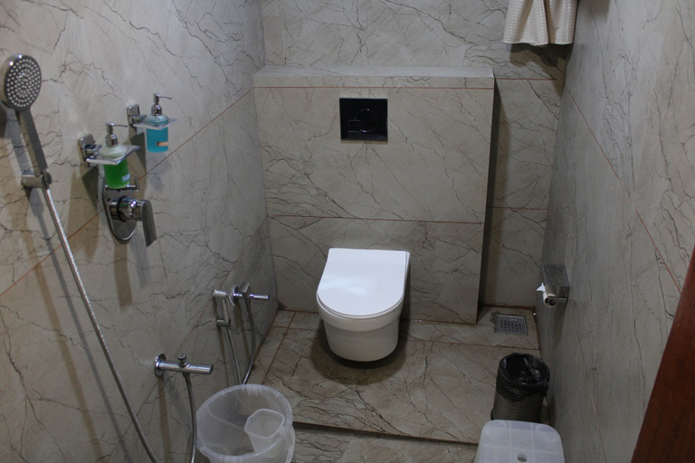 Bathroom 3, Clarks Collection Somnath, Gir Somnath