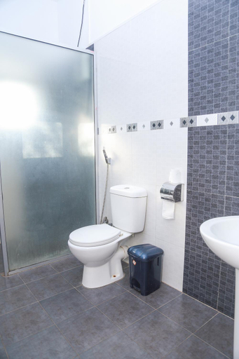 Bathroom 4, Milano Tourist Rest, N. Palatha East