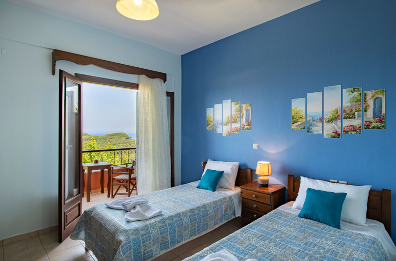 Bedroom 3, Sunset and Sunrise Apartments, Ionian Islands