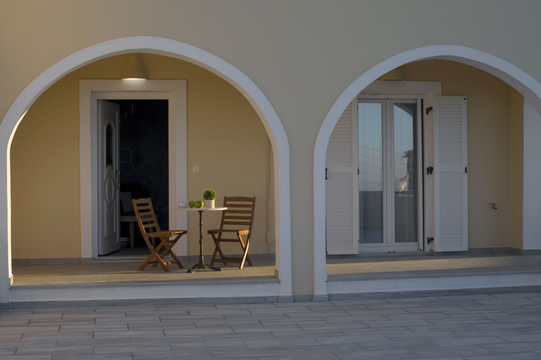 Exterior & Views 2, Pithos Apartments, South Aegean