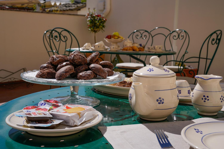 Others 4, B&B I sei volti Lecce, Lecce