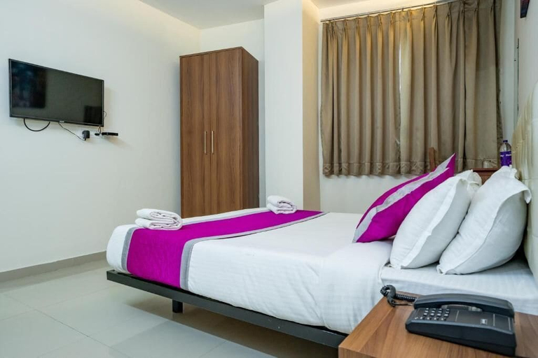 Bedroom 3, Nexstay Treats Inn, Kozhikode