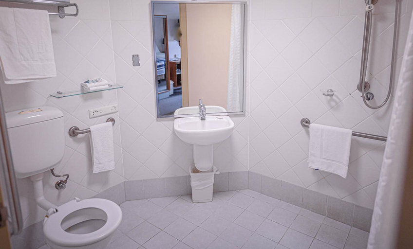 Bathroom 4, Tropical Heritage Cairns, Cairns