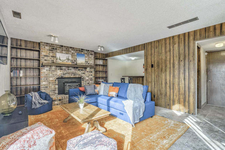 Others 4, 4BR Central Location & Near Parks!, El Paso