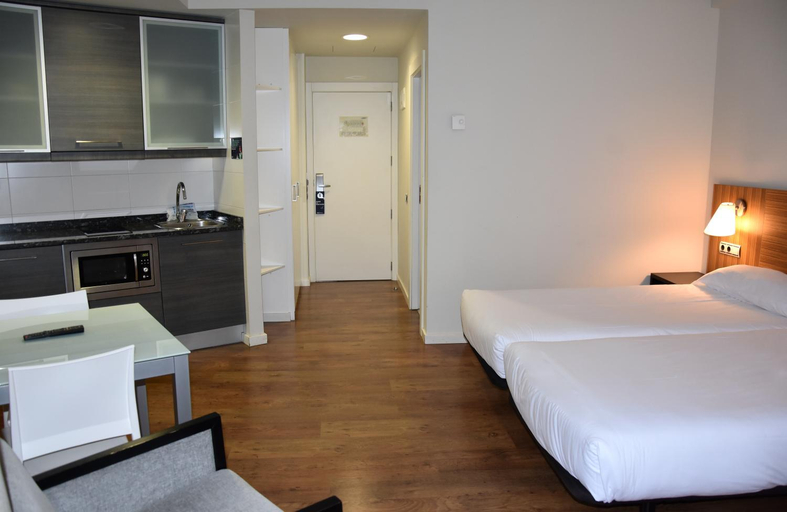 Bedroom 2, Sno Isaba, Navarra