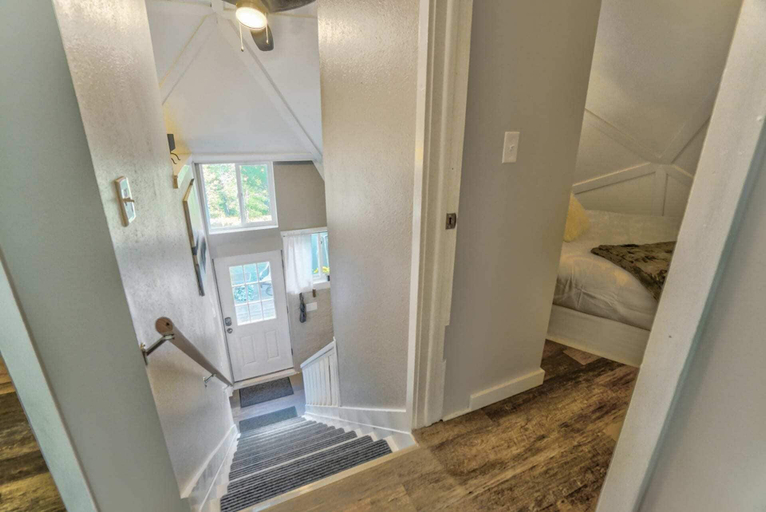 Bathroom 4, Crystal Cabin Pikes Peak Mountain w/ Wine Cellar, Teller