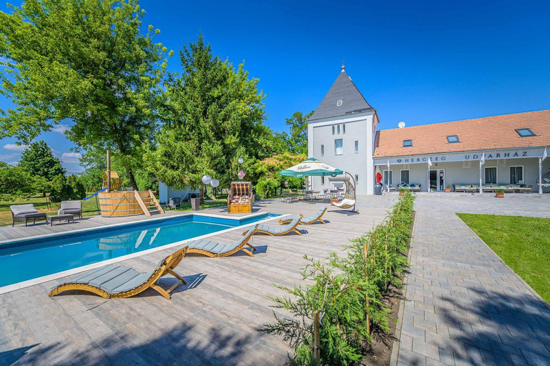 Sport & Beauty 2, Hotel Herczeg Udvarhaz Poroszlo, Heves