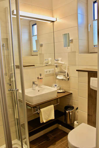 Bathroom 4, Zum Schwarzen Baren, Neustadt an der Waldnaab