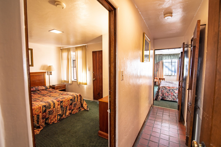 Bedroom 3, Sands Motel, Laramie
