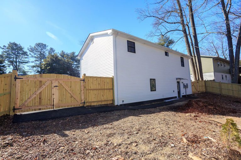 Exterior & Views 2, Spacious La Plata Escape, Charles