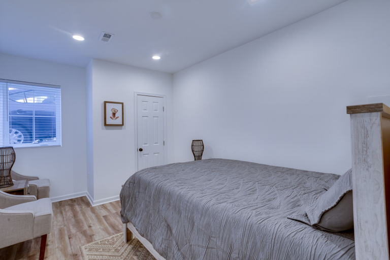 Bedroom 3, Spacious La Plata Escape, Charles