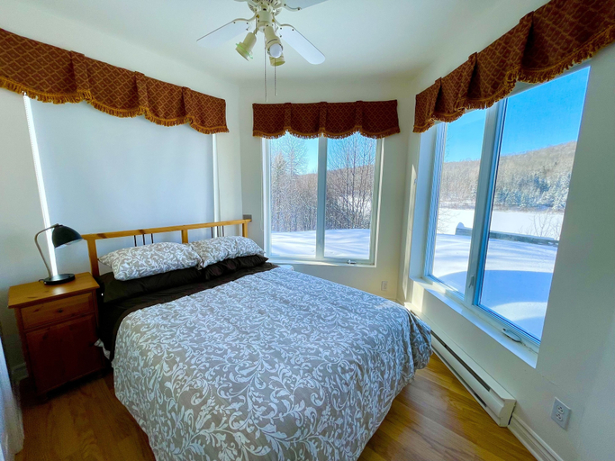 Bedroom 2, Domaine du Cinq, Antoine-Labelle