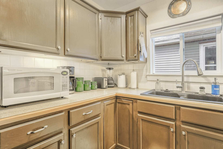 Others 5, 2BR Old Colorado City Dog Friendly!, El Paso
