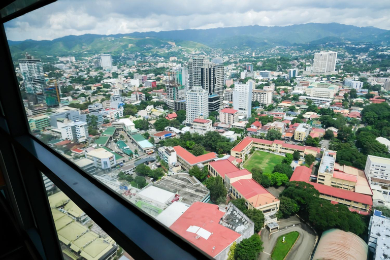 Exterior & Views 18