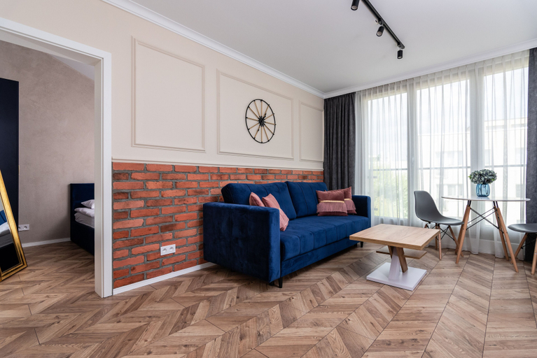 Others 5, APARTAMENTY NA DĘBNIKACH, Kraków City