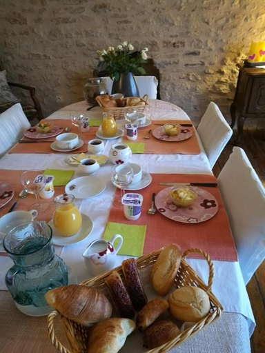 Food & Drinks 2, Maison d'Hotes Orlaya, Lot