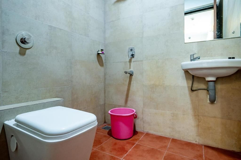 Bathroom 4, Nexstay Treats Inn, Kozhikode