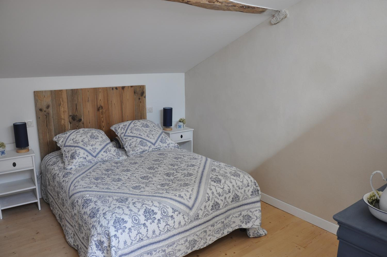 Bedroom 2, VILLA VILLOU, Saône-et-Loire