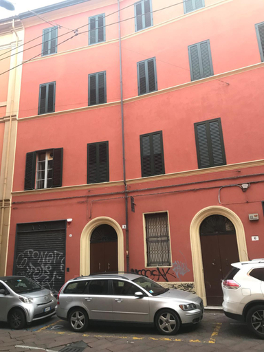 Others 4, Guasto Apartments, Bologna