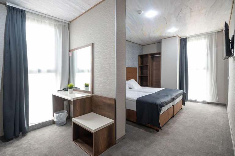 Bedroom 3, Hotel Boutique 5, Stolichna