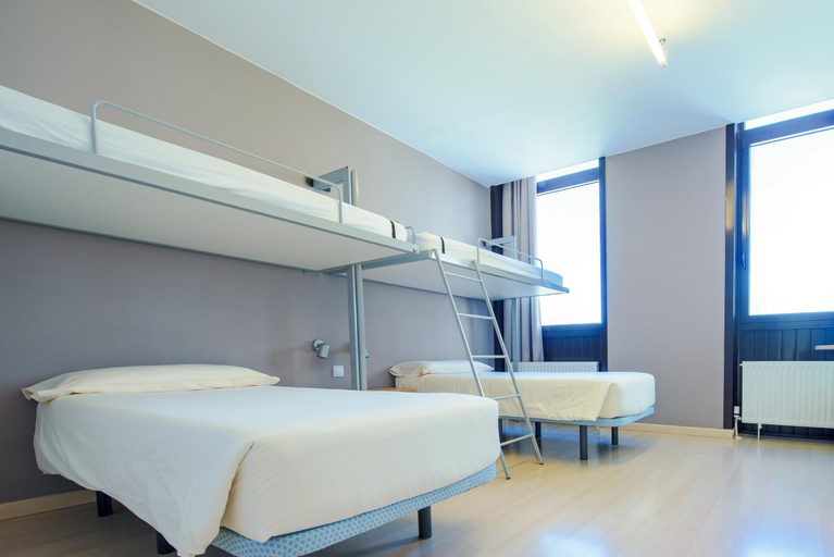 Bedroom 3, Campus Cerdanya, Girona
