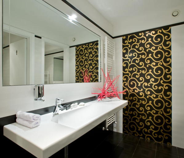 Bathroom 4, Hotel Coppe, Trieste