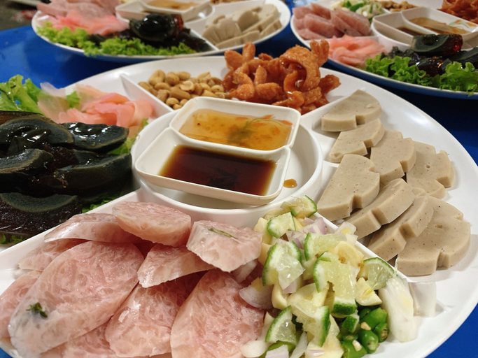 Food & Drinks, Khun Mai Baan Suan Resort, Mae Ai