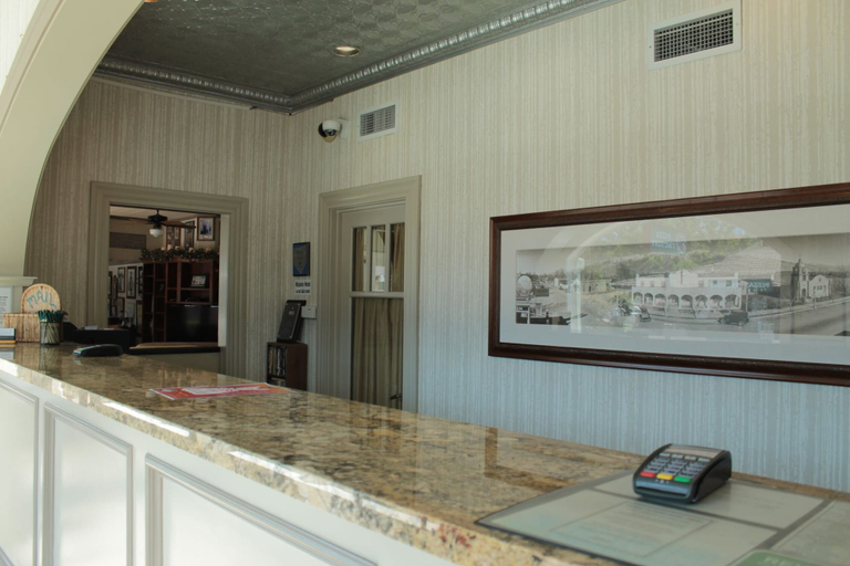 Others 5, Historic Dow Hotel, Inyo