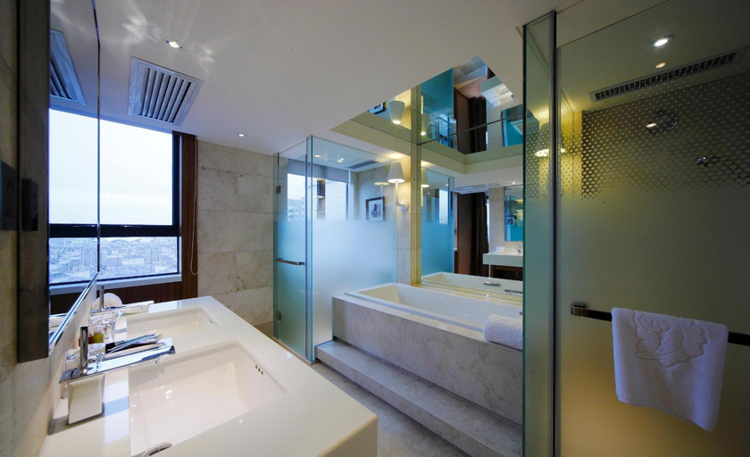 Bathroom 5, DW Hotel Huangshan, Huangshan