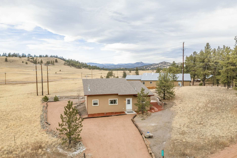 Exterior & Views 2, 2BD Mtn Family Getaway w/ King Suite, Teller