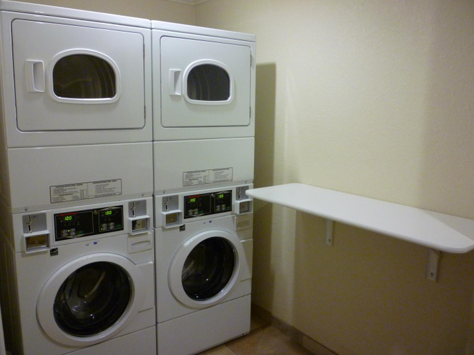 Bathroom 4, Best Western Town & Country Lodge, Tulare