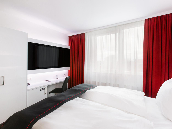 Bedroom 2, DORMERO Hotel Hannover-Langenhagen Airport, Region Hannover